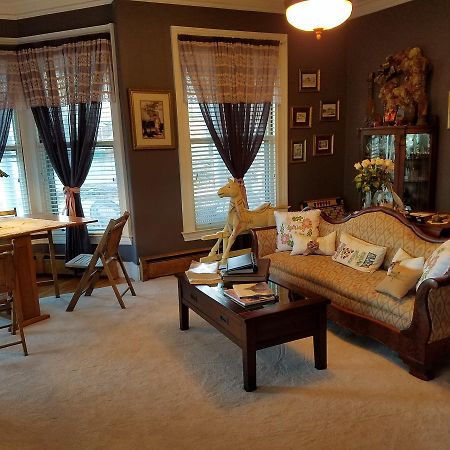 Bed and Breakfast The Perkins House Cornish Екстер'єр фото