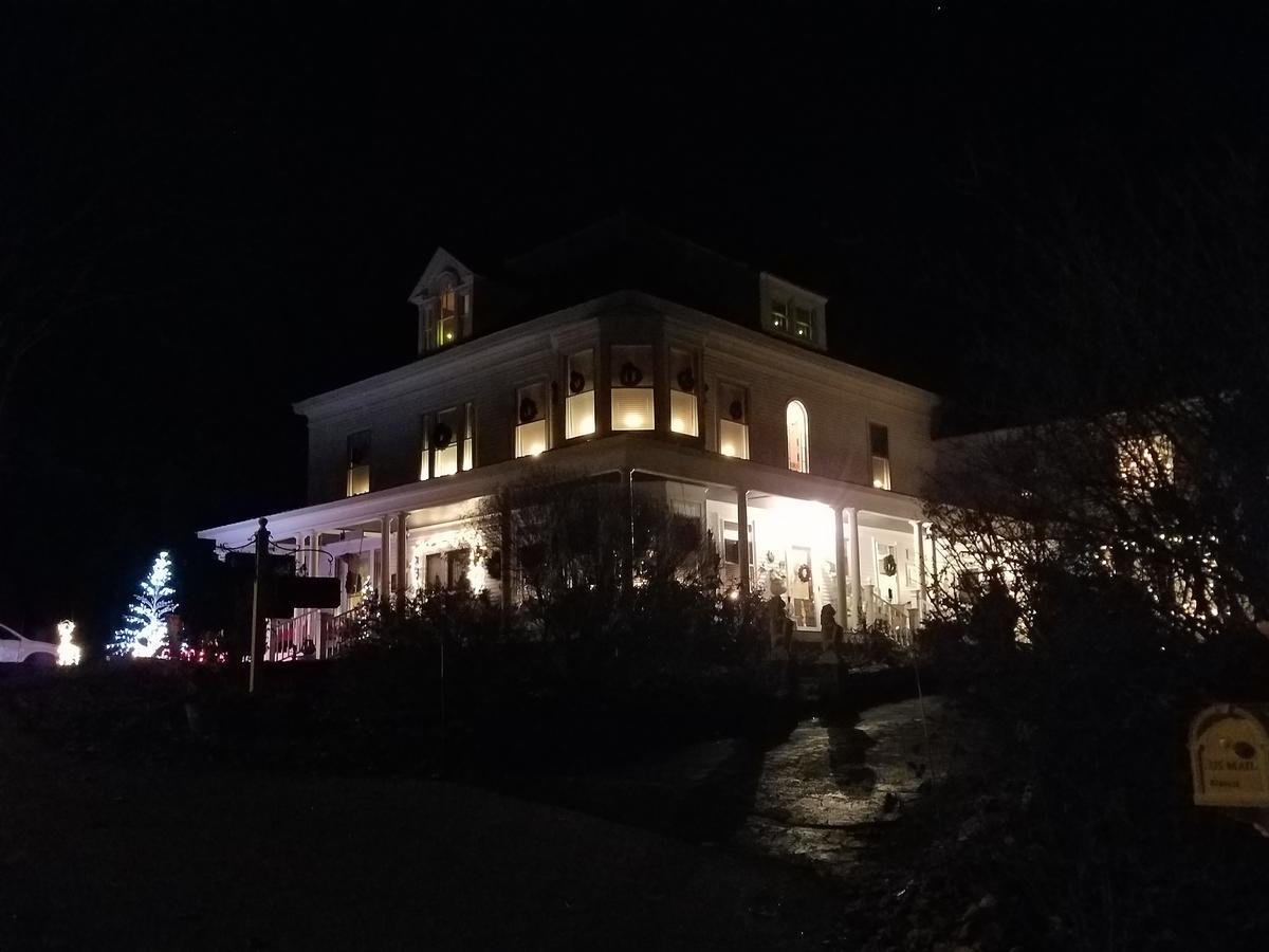 Bed and Breakfast The Perkins House Cornish Екстер'єр фото