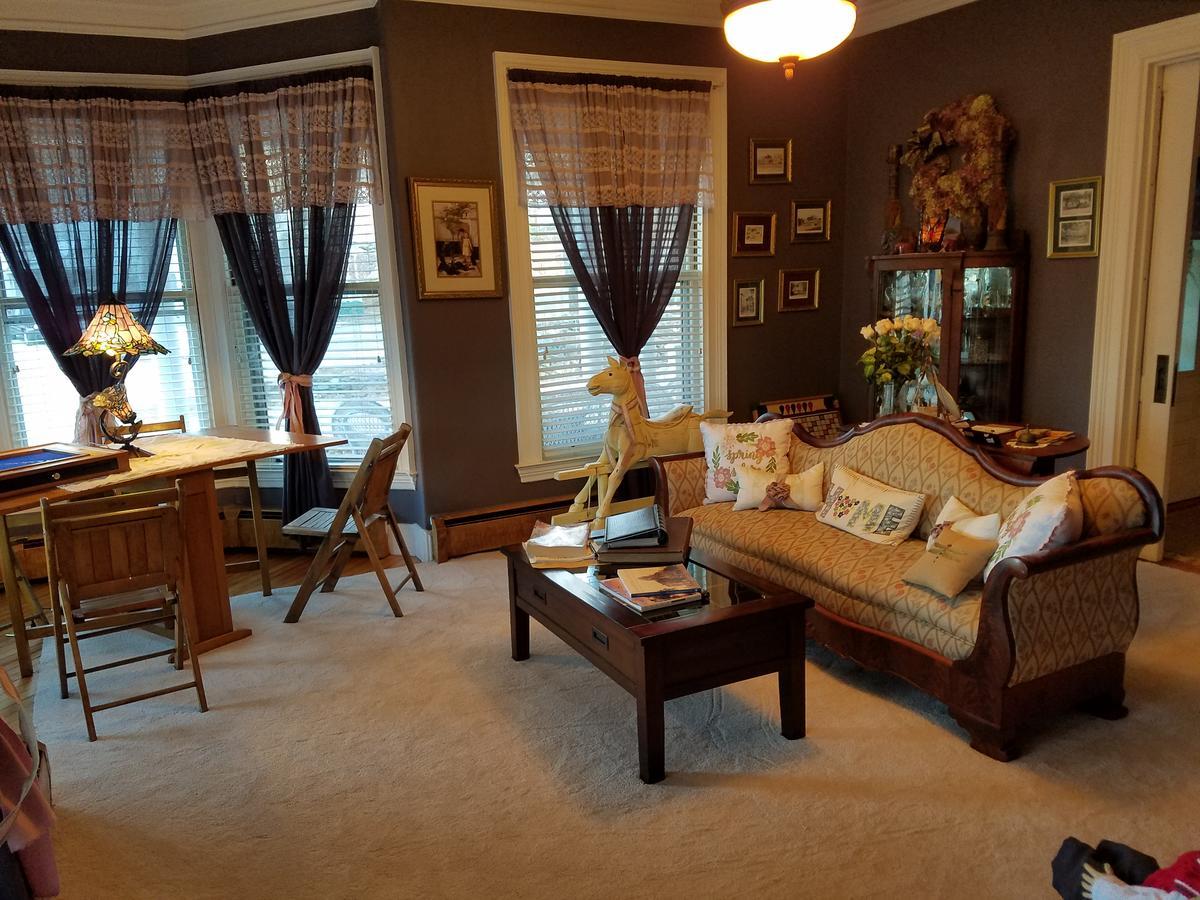 Bed and Breakfast The Perkins House Cornish Екстер'єр фото